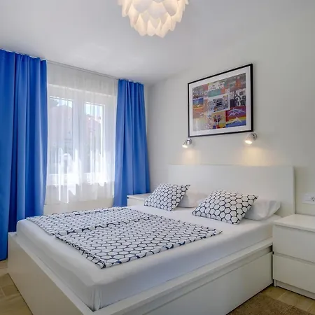 Penthouse Design & Direkt Am Mit Unverbautem Blick Ueber Adria (adults Only)
