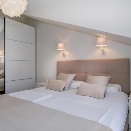 Apartamento Penthouse Design&beach Direkt Am Mit Unverbautem Blick über Adria